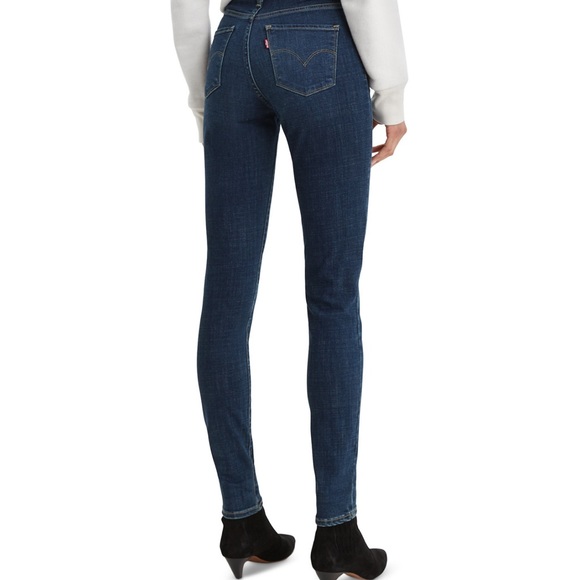 Woman’s 311 Shaping Skinny Jeans in Short Length - Picture 2 of 4